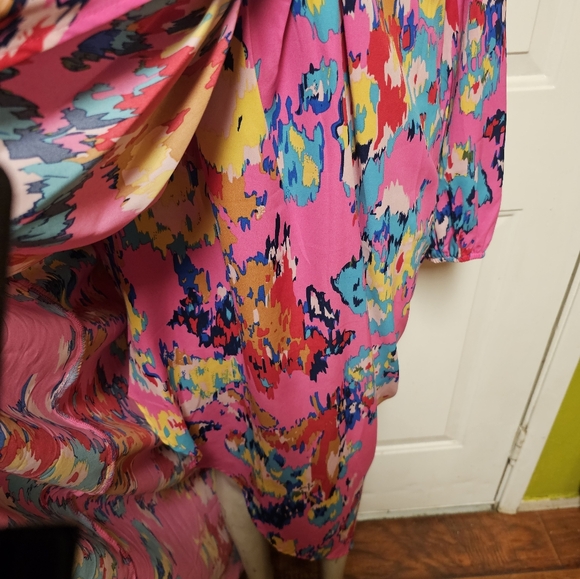 Pink floral dress - Picture 3 of 6